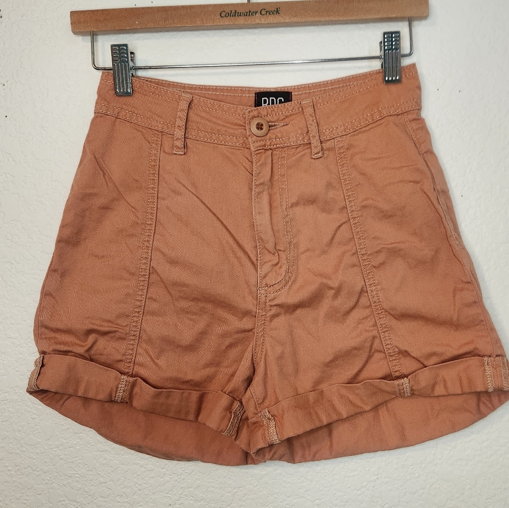 BDG‎ Uban Outfitter Women's Coral Orange Shorts, Size 24